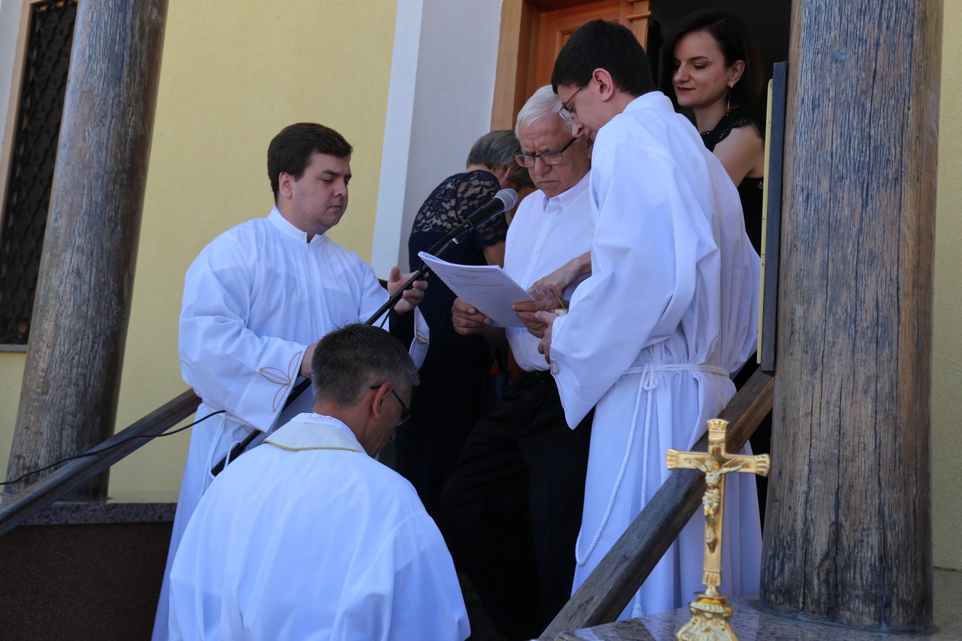 Mladen Cikač iz Gornjeg Hrašćana u Macincu služio mladu misu