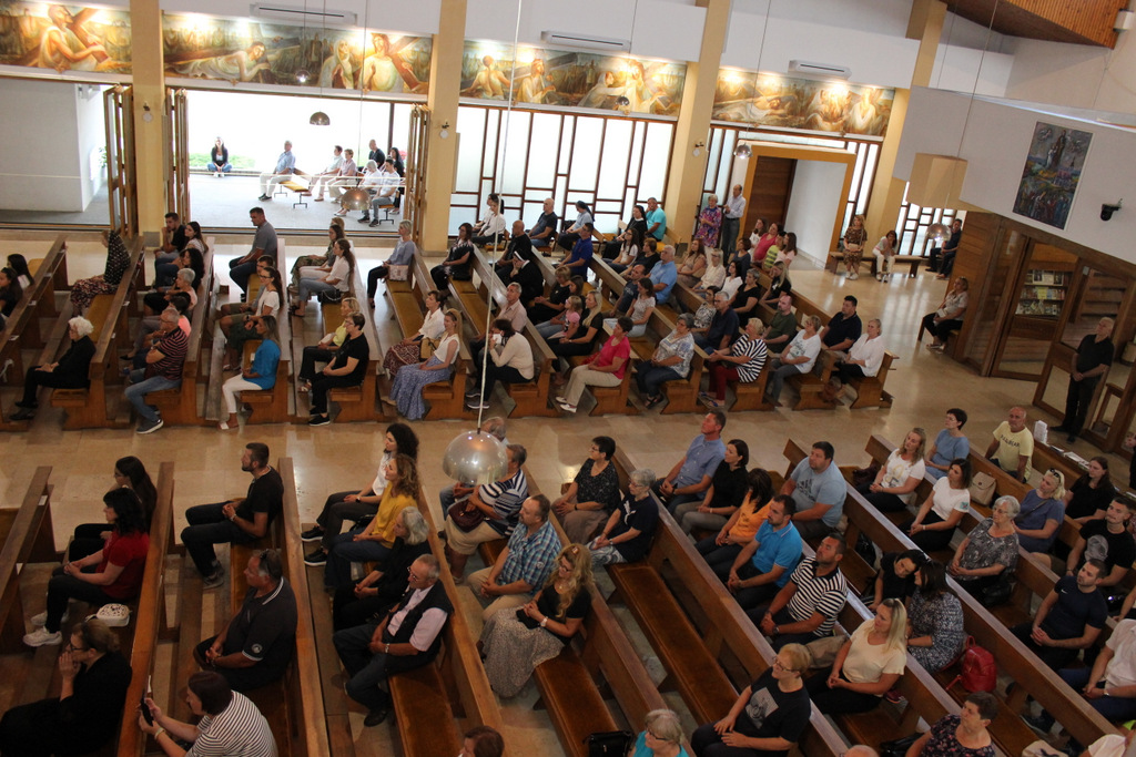 Dječji zbor ‘Marijina djeca’ iz Svete Marije pjevanjem uveličao misu u karlovačkom svetištu