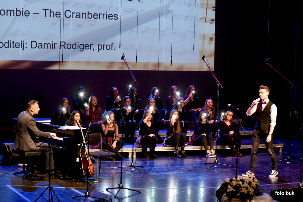 Gimnazija Josipa Slavenskog Čakovec