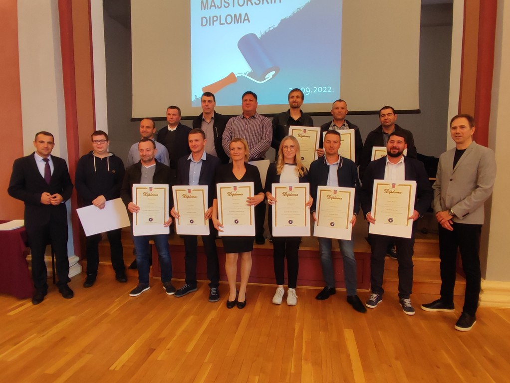 OBRTNIČKA KOMORA Novopečenim majstorima uručene diplome!