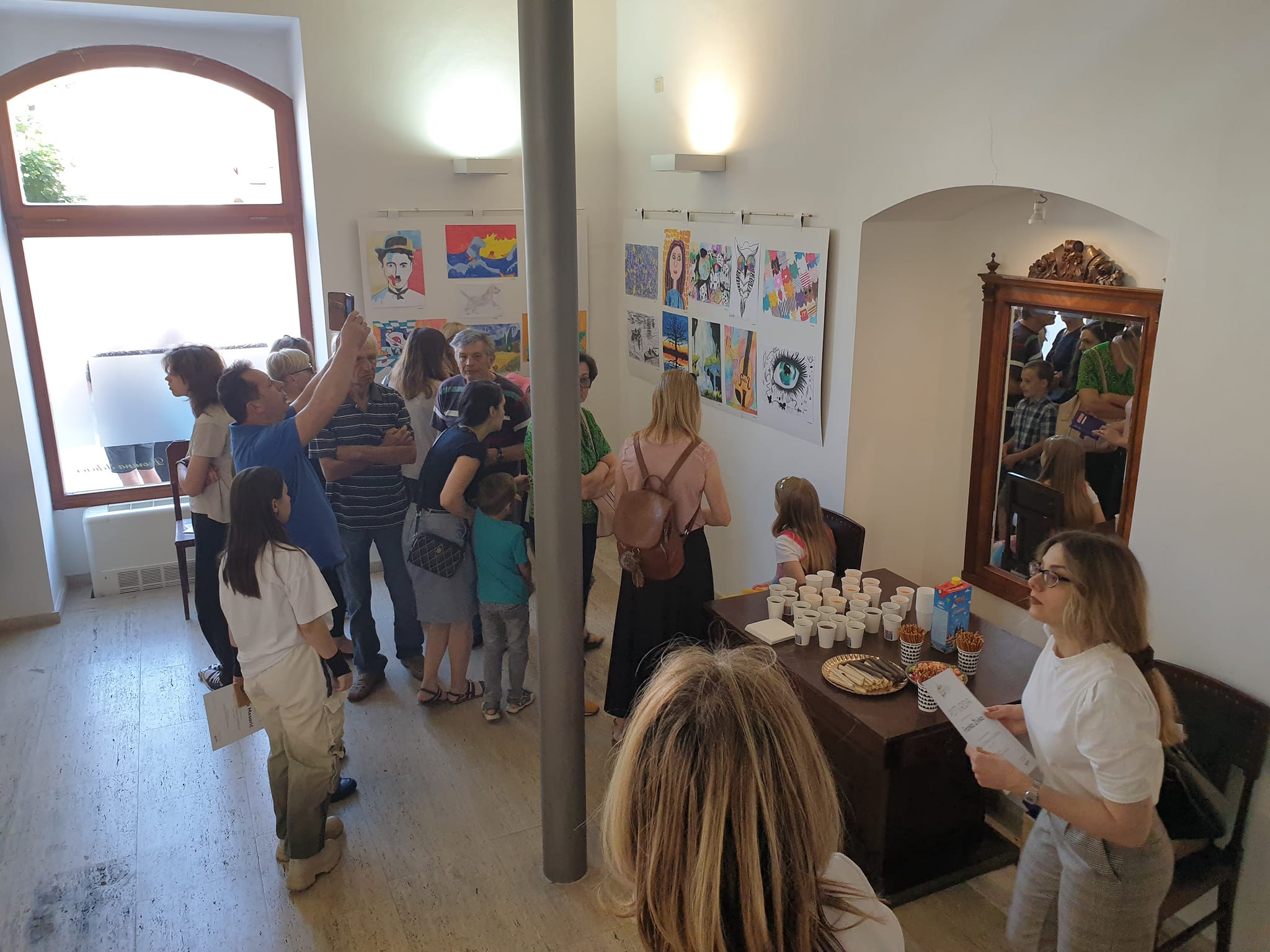 FOTO Artelje: Velika skupna izložba nastala u protekloj sezoni