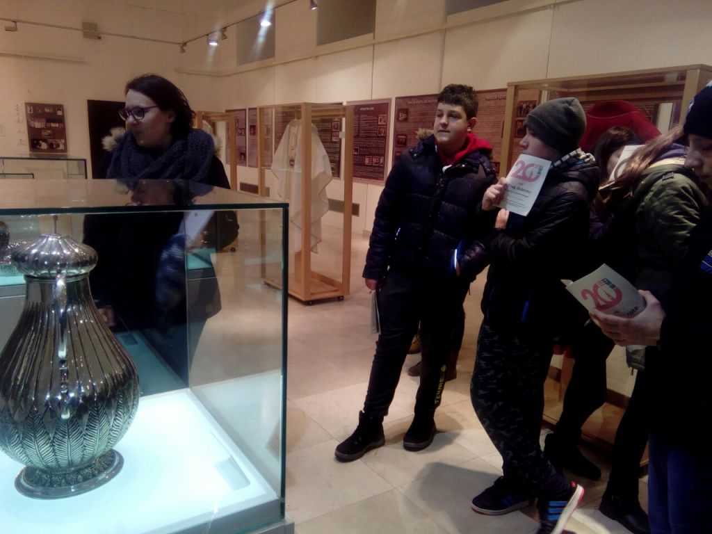 img3bb23a2b839b9a6454018556da6e