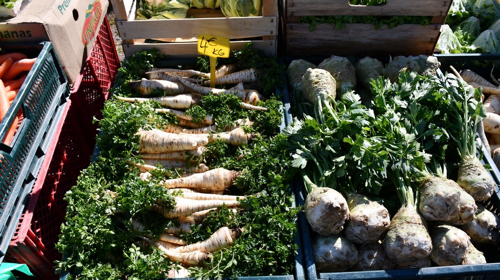 Proljetne temperature izmamile brojne posjetitelje na sajam u Čakovcu