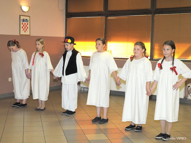 355415494dsc5431773409