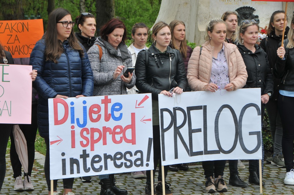 Mirni prosvjed odgojitelja u Čakovcu