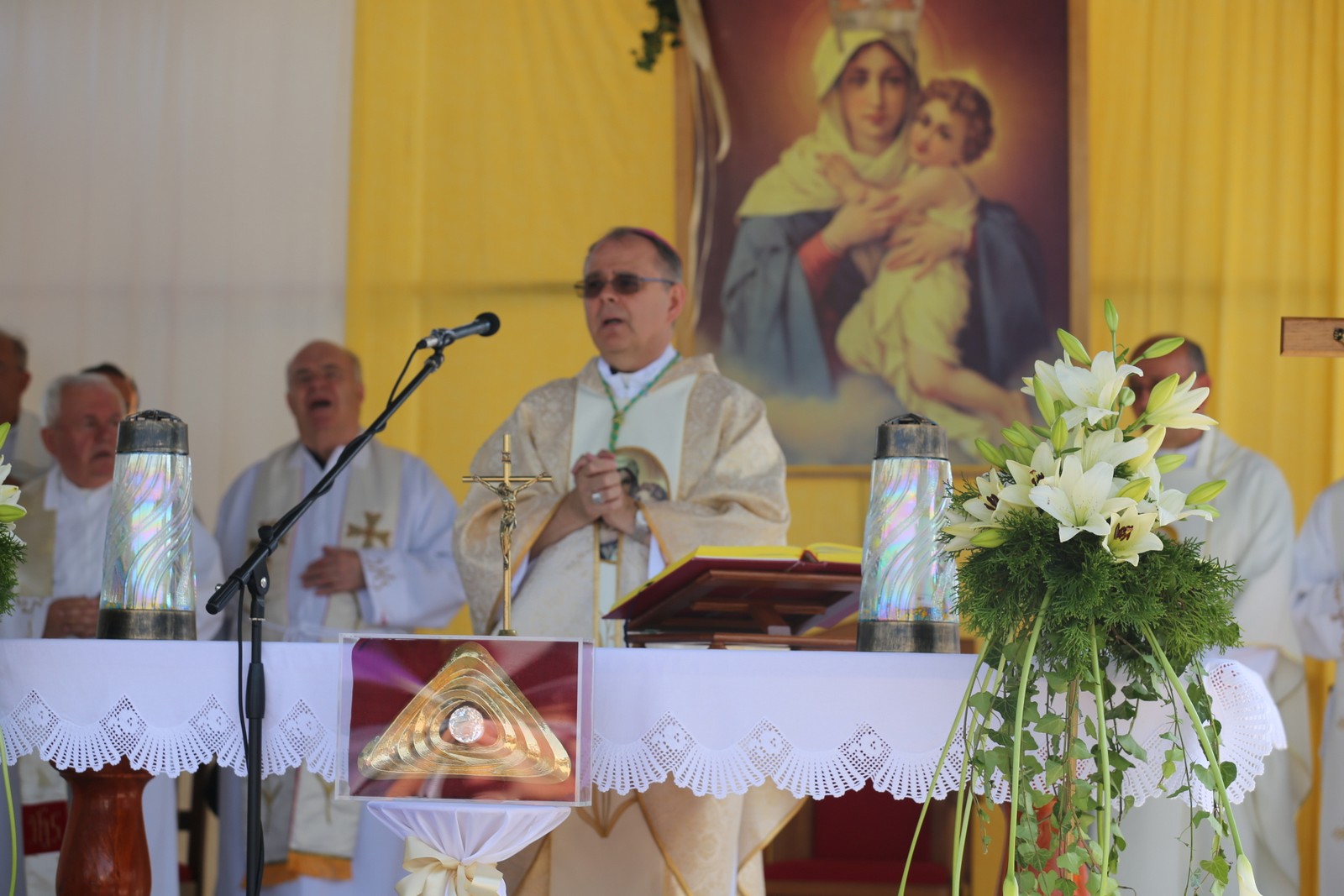 Trostruko slavlje u Svetištu Kraljice Srca u Maloj Subotici