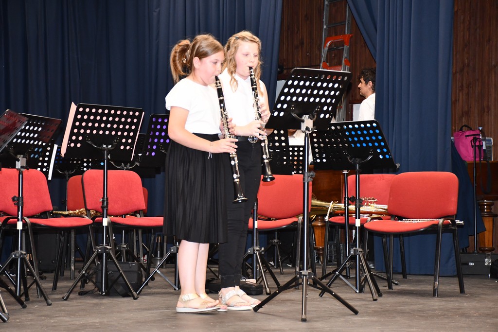 SVEČANA SJEDNICA Zahvalnice općine primili NK BSK Belica, KUD Belica i Udruga žena Belica SVEČANA SJEDNICA Zahvalnice općine primili NK BSK Belica, KUD Belica i Udruga žena Belica