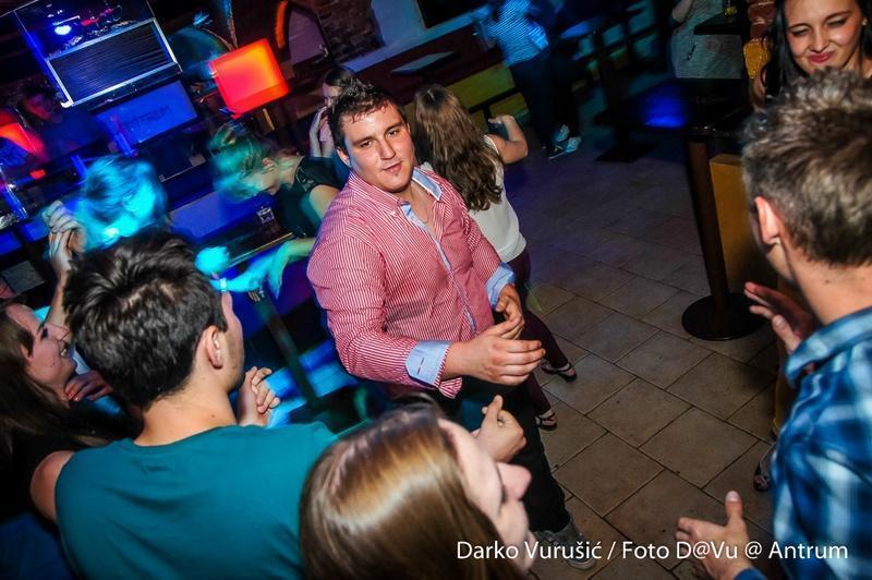 slika00011 Antrum (Petak, 27.6.2014.)