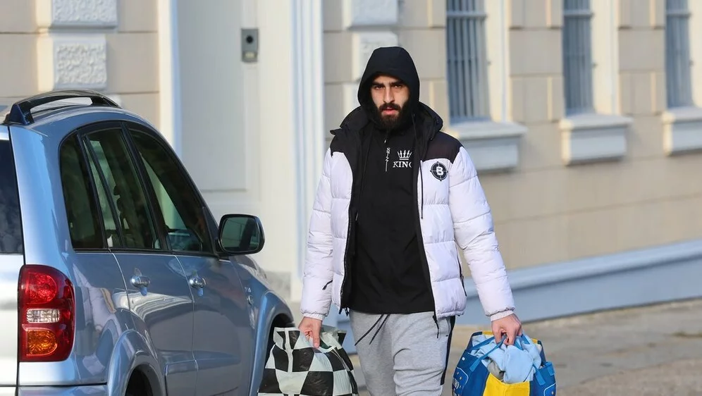 Mladić optužen za ubojstvo leša Šutara Mladić optužen za ubojstvo leša Šutara