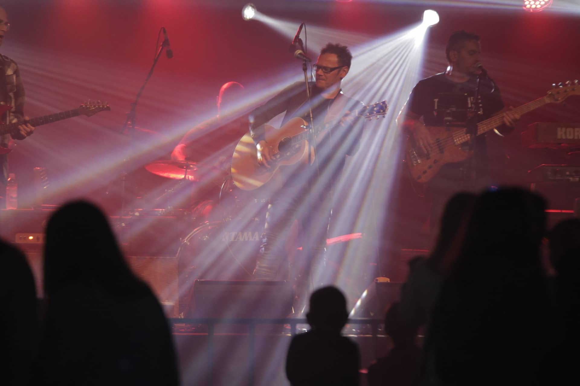 Leteći odred oduševio ispod šatora u Kotoribi