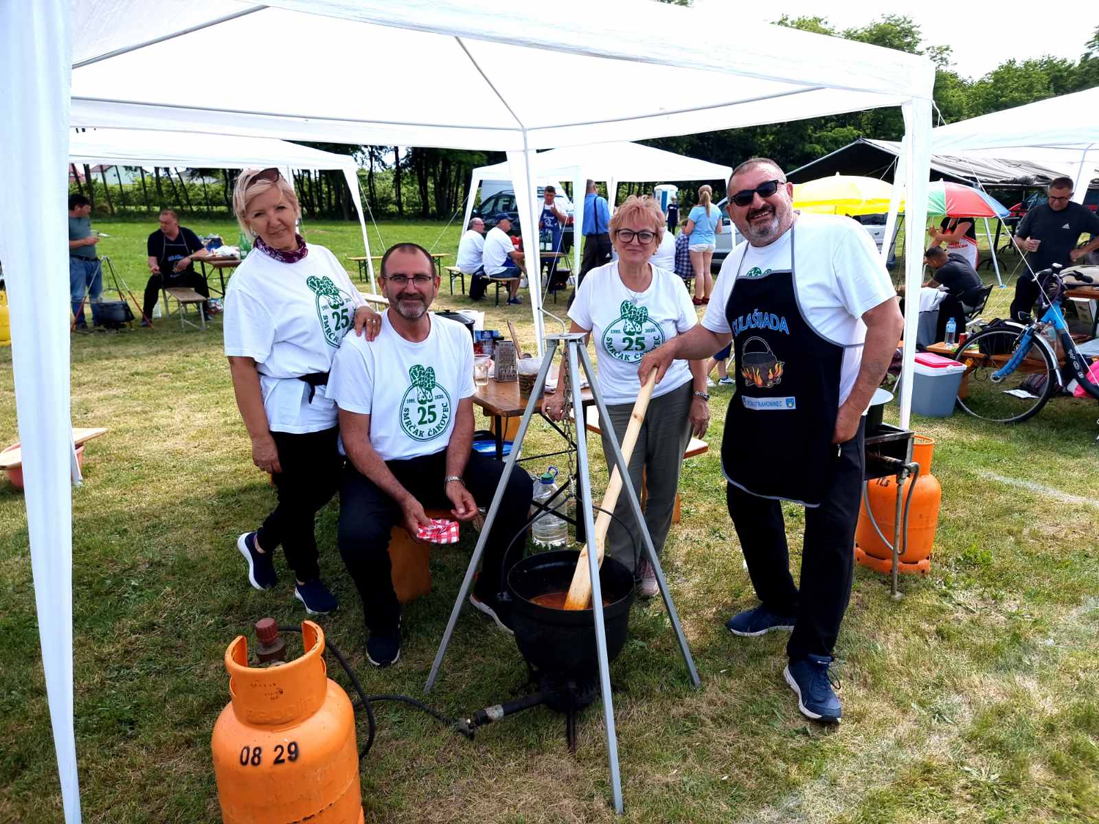 FOTO Tradicionalna Gulašijada u Strahonincu okupila 29 timova