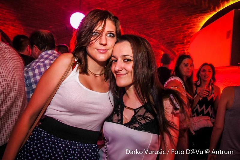 slika00005 Antrum (Subota, 28.6.2014. – Sandra Afrika)