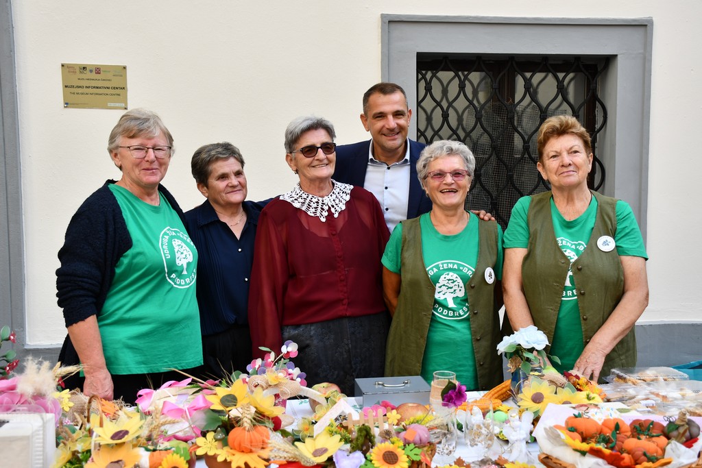 ‘BAKINI KOLAČI’ Najbolji kolač s jabukama pripremila je Natalija Munđar iz Križovca