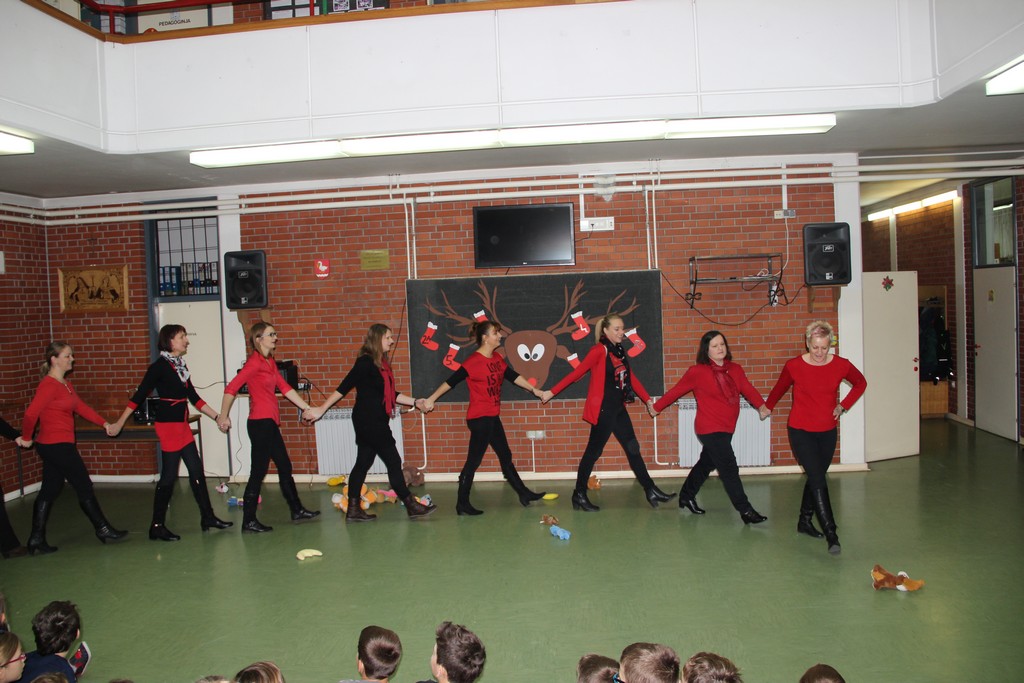 img6903454310