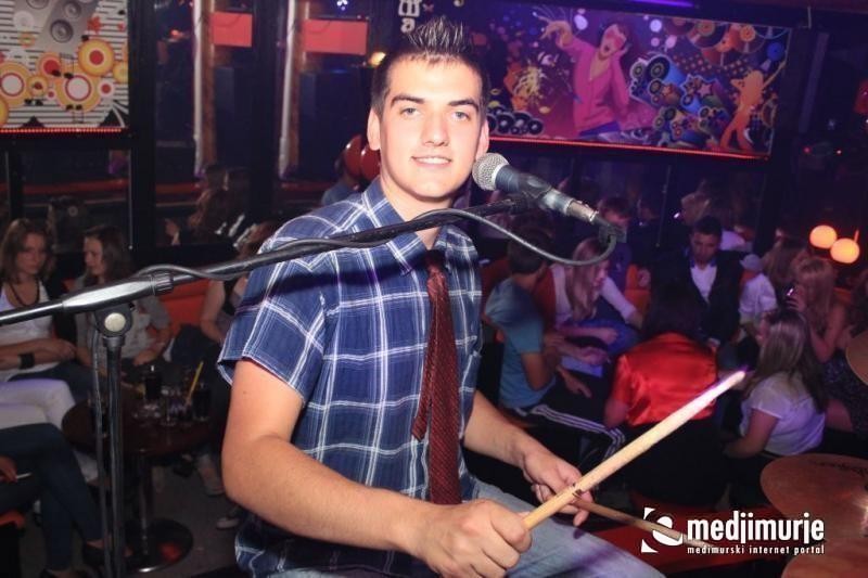 slika0056 Maraton (Subota, 8.10.2011) slika0056 Maraton (Subota, 8.10.2011)