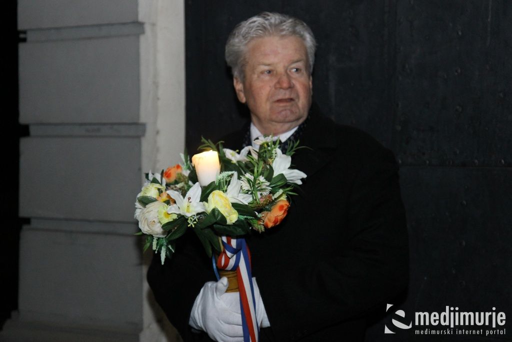 nocmuzejacakovec0041161102