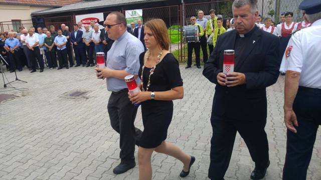 1351778097333678943081989918827