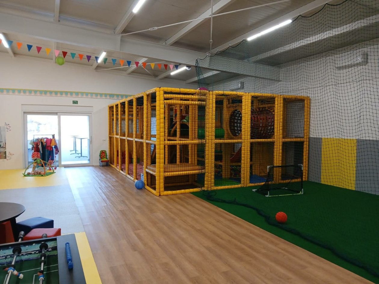 63d2f1a1-42dd-436b-b189-ea1f7ae190dd 63d2f1a1-42dd-436b-b189-ea1f7ae190dd