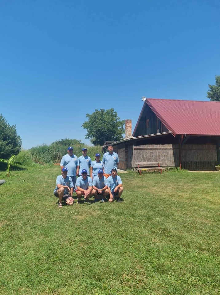 Akcija čišćenja separacije u Ivanovcu: Ronioci iz vode izvukli čak i bačve!
