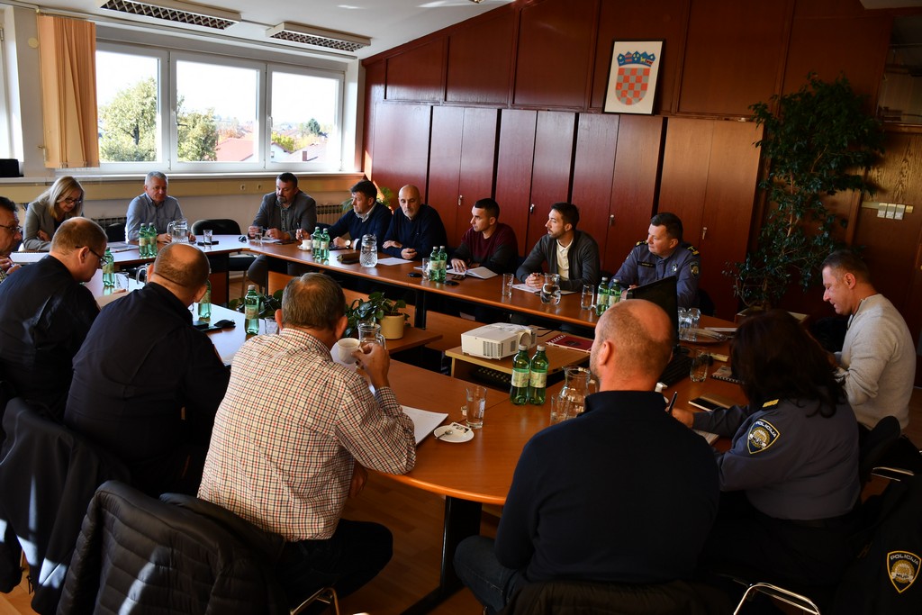RAD ZIMSKE SLUŽBE Posljednje pripreme za novu zimsku sezonu 2023./2024.