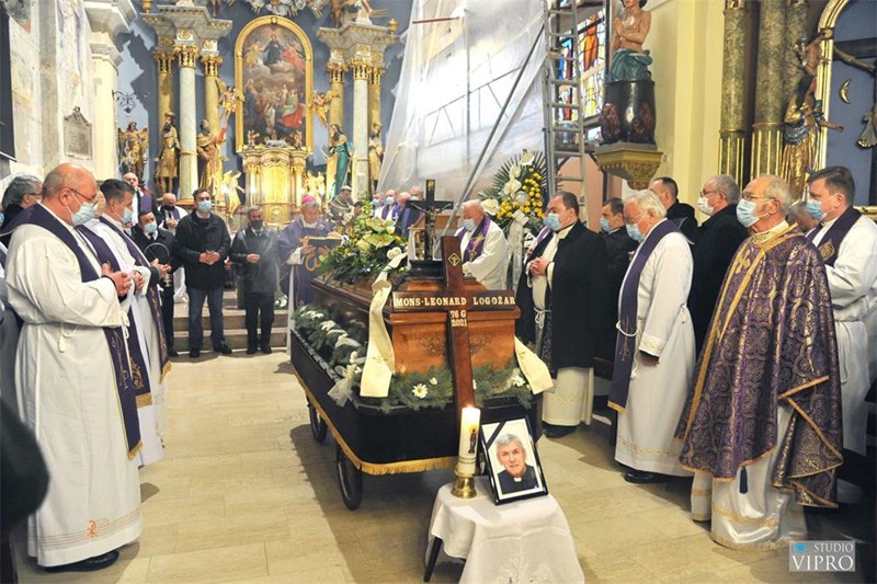 POČIVAO U MIRU U rodnom Goričanu sahranjen mons. Leonard Logožar