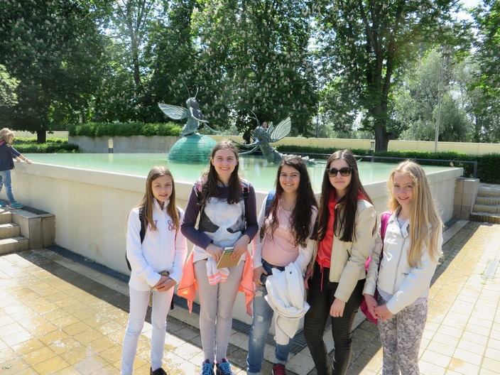 1844767763283457024244617718243