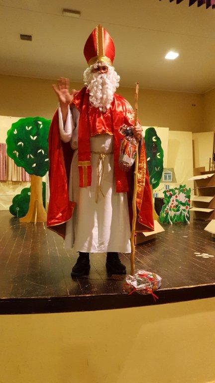 Zapaljena prva adventska svijeća u Svetoj Mariji