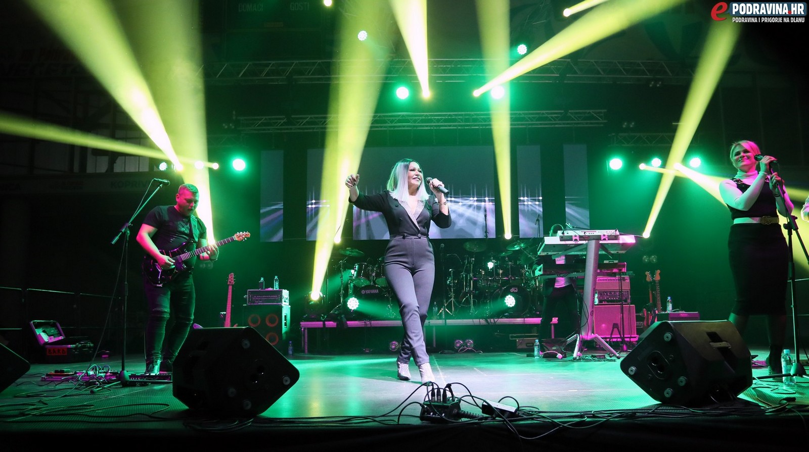 SPEKTAKL U KOPRIVNICI Neda Ukraden uz Vigor priredila nezaboravnu večer