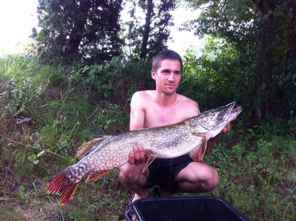 1352376310207451860793894148768