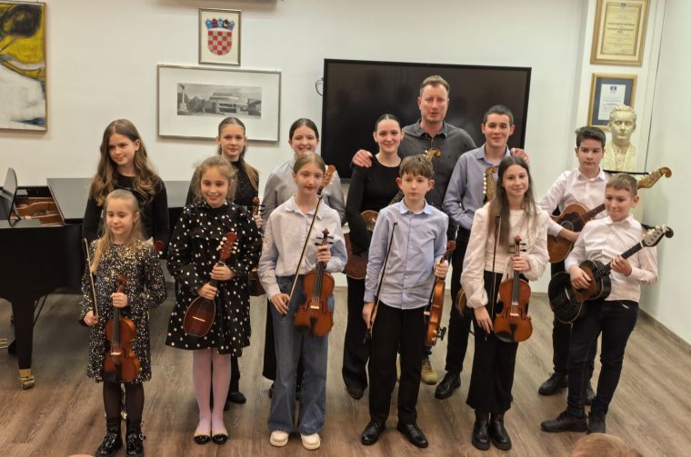 657146982_1456269696298787_4043004616294020334_n 657146982_1456269696298787_4043004616294020334_n