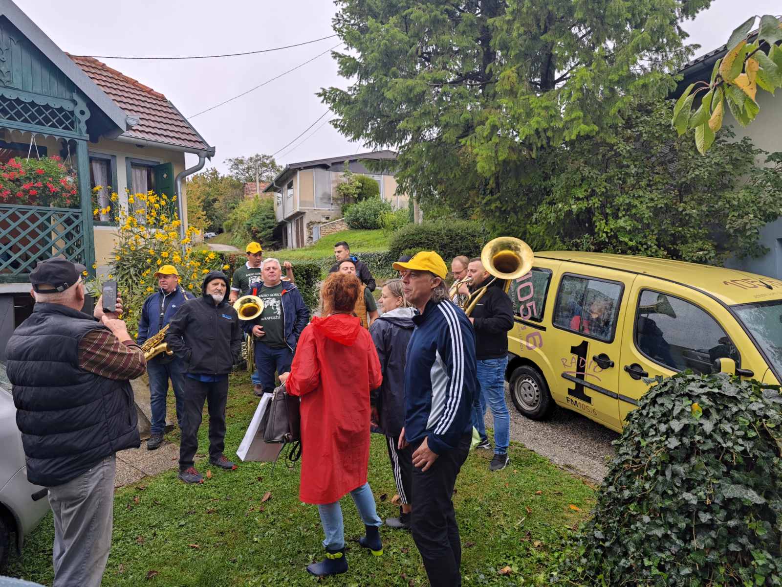 FOTO U ovogodišnjoj humanitarnoj akciji ‘Radio gorice za Katružu’ prikupljeno 260 kilograma grožđa i 1.050 eura