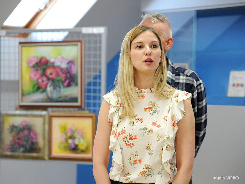 351715279dsc6853458684