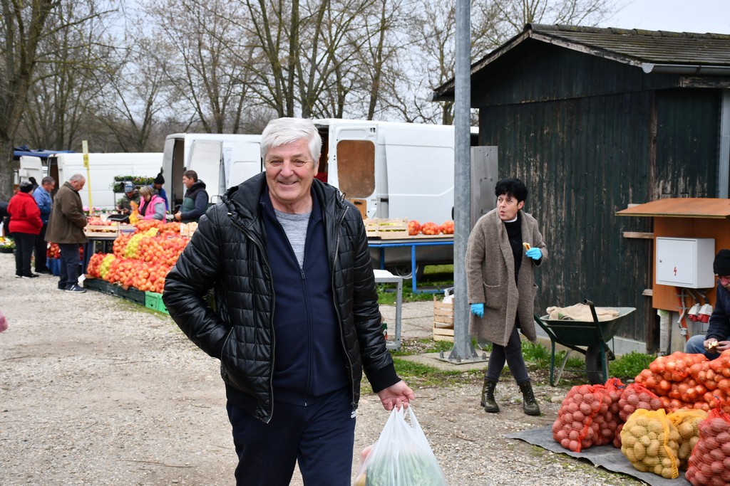 Prohladno jutro na čakovečkom sajmu, no bogata ponuda nije izostala
