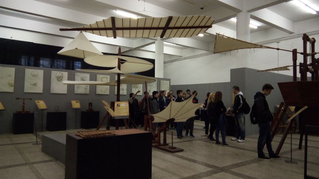 20151112093815821156