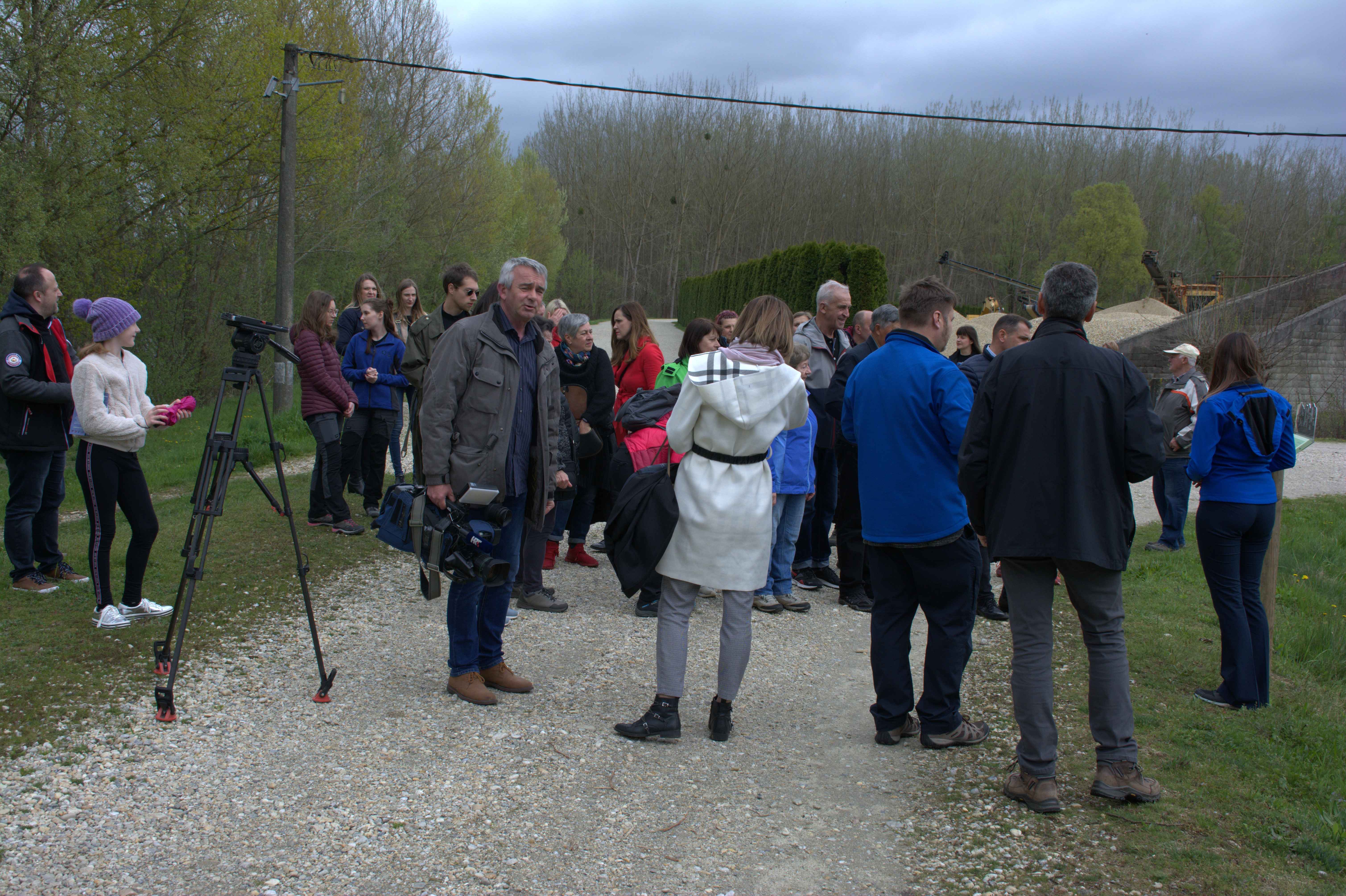 KRIŽOVEC Vrijeme je poslužilo i službeno je otvorena nova poučna staza “Čovjek i rijeka” KRIŽOVEC Vrijeme je poslužilo i službeno je otvorena nova poučna staza “Čovjek i rijeka”