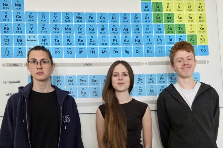 Gimnazija Josipa Slavenskog – kemija