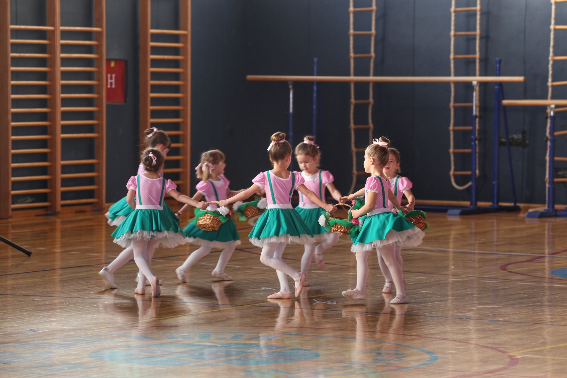 Valentinovo sa Selničkim mažoretkinjama