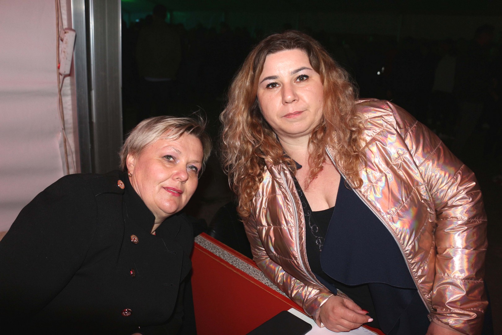 Raspjevana atmosfera u Šampionu na koncertu Zlatka Pejakovića