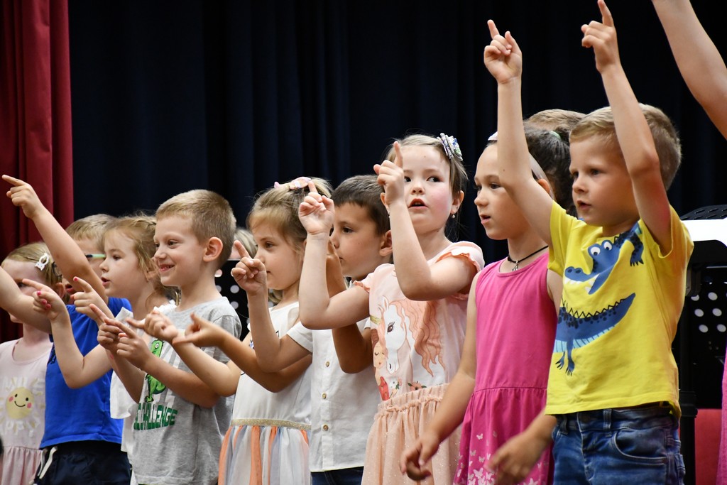 SVEČANA SJEDNICA Zahvalnice općine primili NK BSK Belica, KUD Belica i Udruga žena Belica SVEČANA SJEDNICA Zahvalnice općine primili NK BSK Belica, KUD Belica i Udruga žena Belica