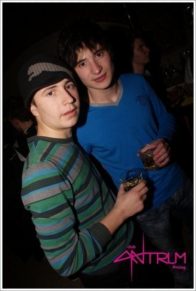 slika0007 Antrum (Petak, 1.3.2013 – Sva žestica 9 kn) slika0007 Antrum (Petak, 1.3.2013 – Sva žestica 9 kn)