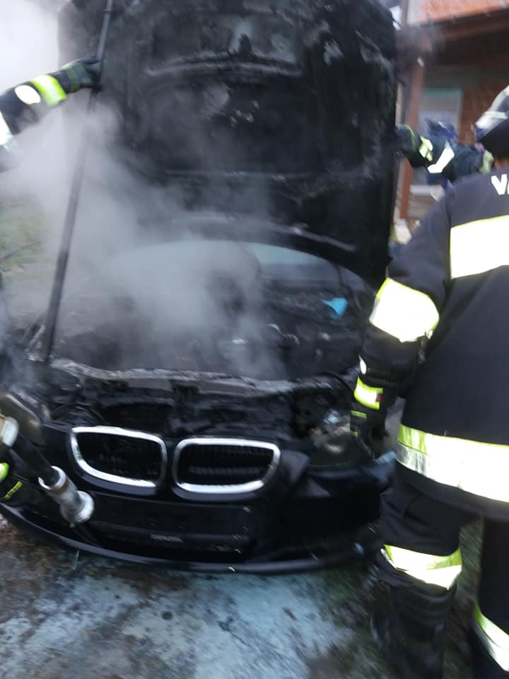 U Goričanu planuo automobil, vatrogasci brzo intervenirali