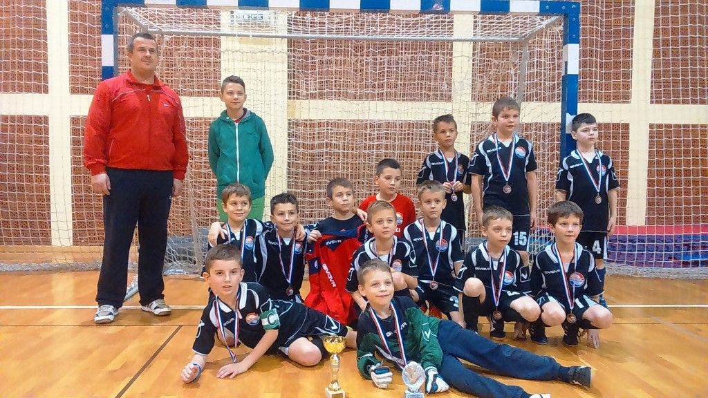 u8nsspartak3mjesto481204