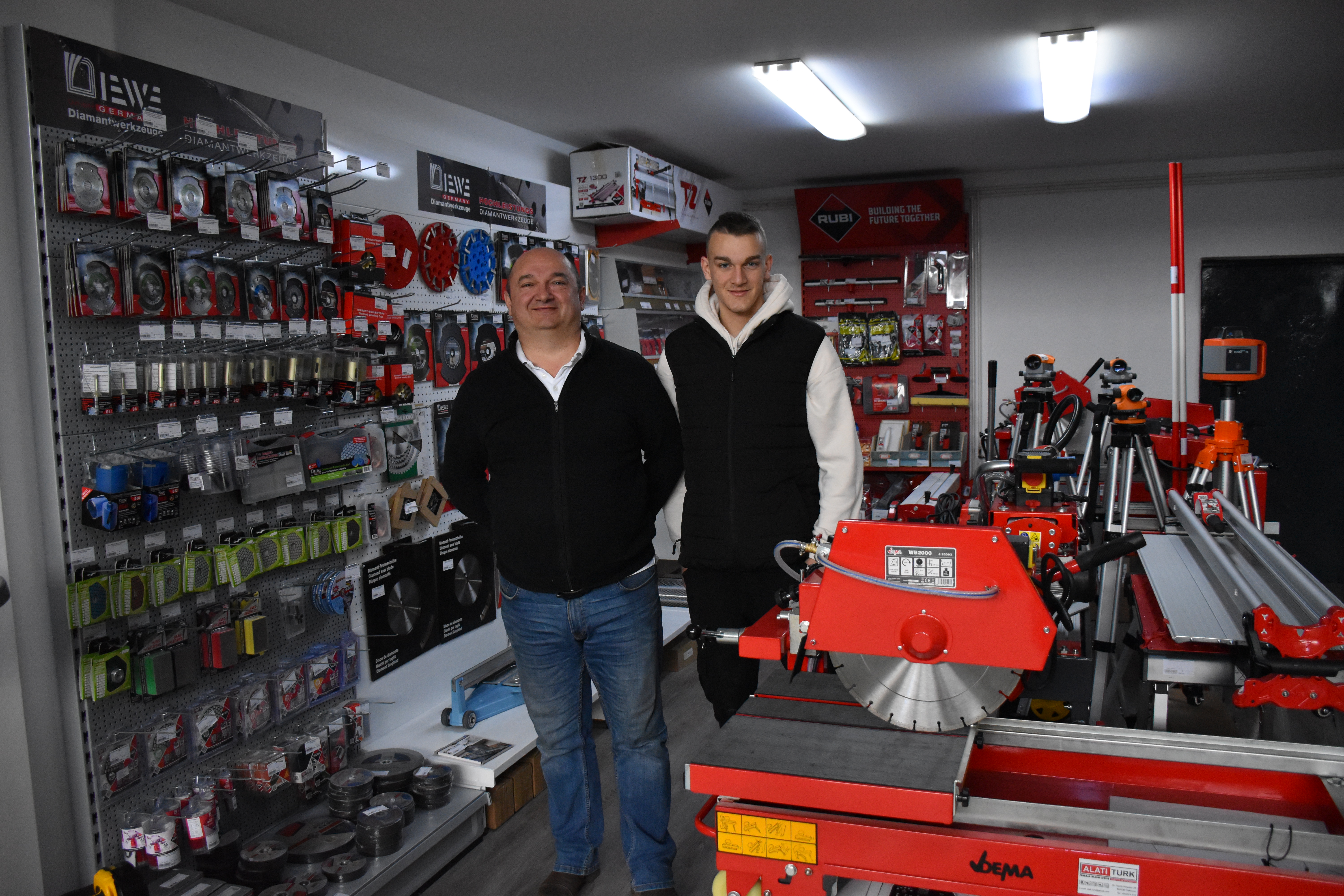 alati turk dušan daniel turk