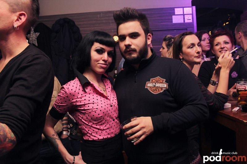 slika0029 Podroom (Petak, 7.12. – Trash & Burn Pin-up Calendar Party – 1.dio)