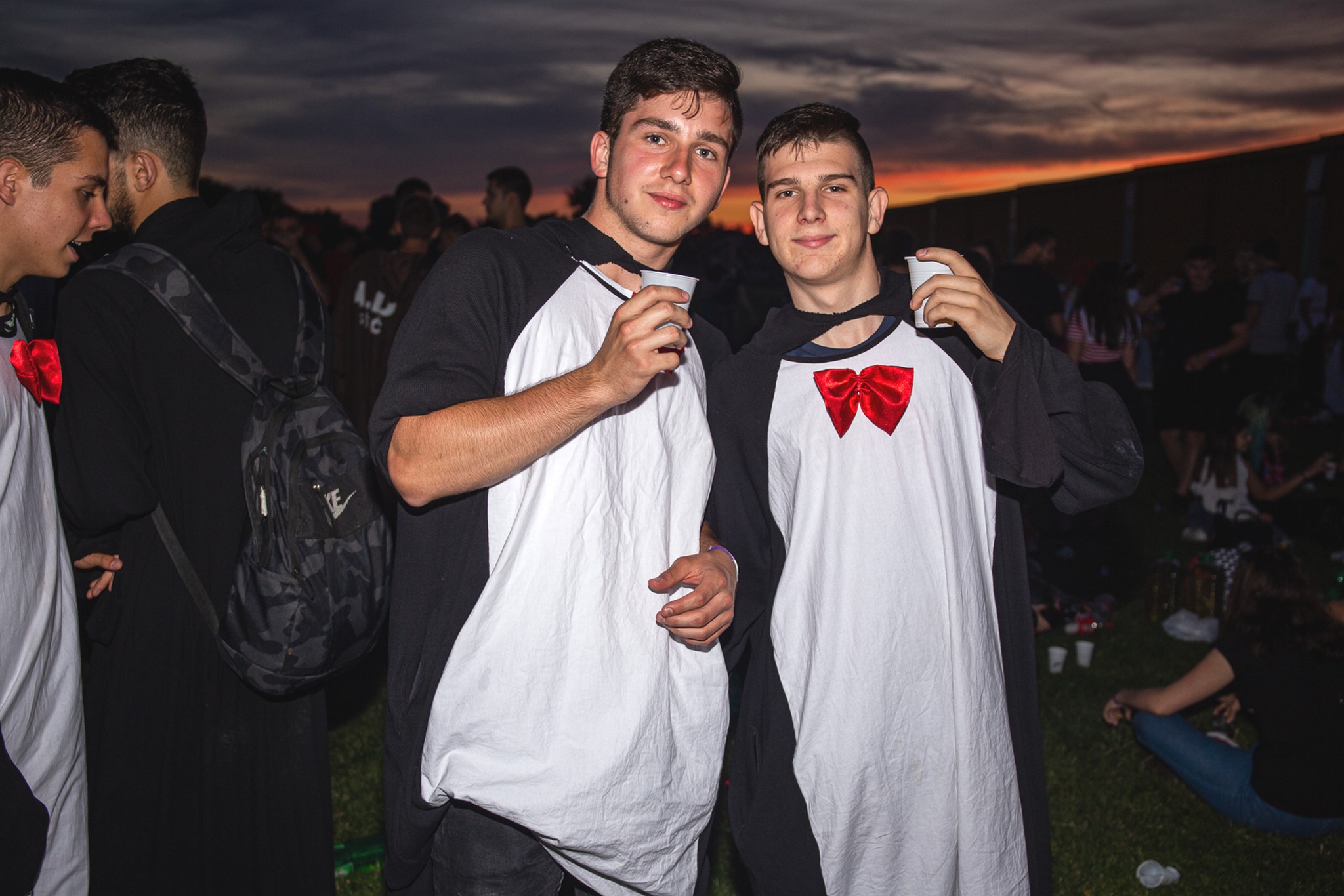 MATURANTI SE ZABAVLJAJU Odlična zabava za kraj na Mesapu