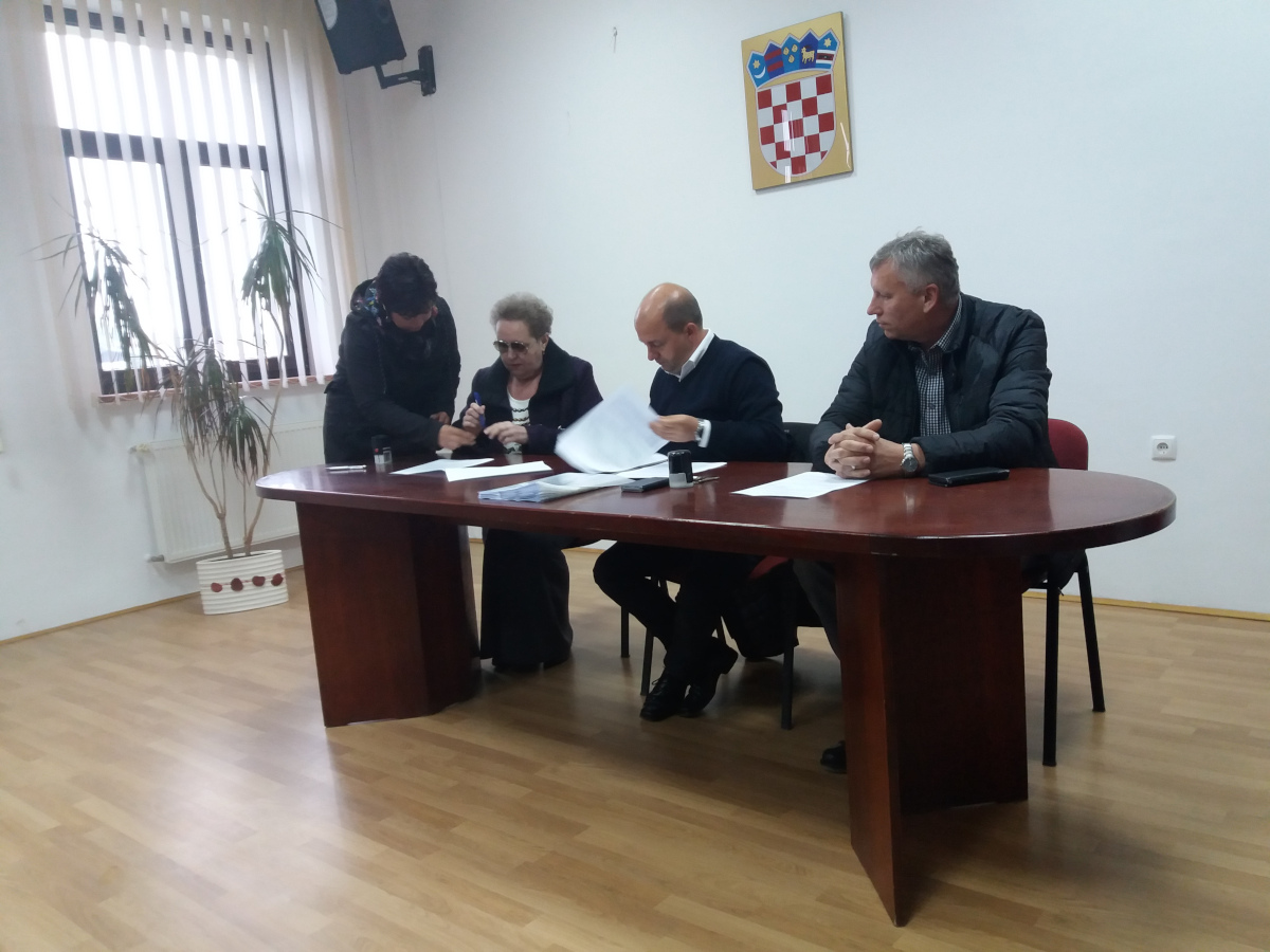 OPĆINA SVETI MARTIN NA MURI Potpisan ugovor o sufinanciranju projekata udruga od interesa za opće dobro OPĆINA SVETI MARTIN NA MURI Potpisan ugovor o sufinanciranju projekata udruga od interesa za opće dobro