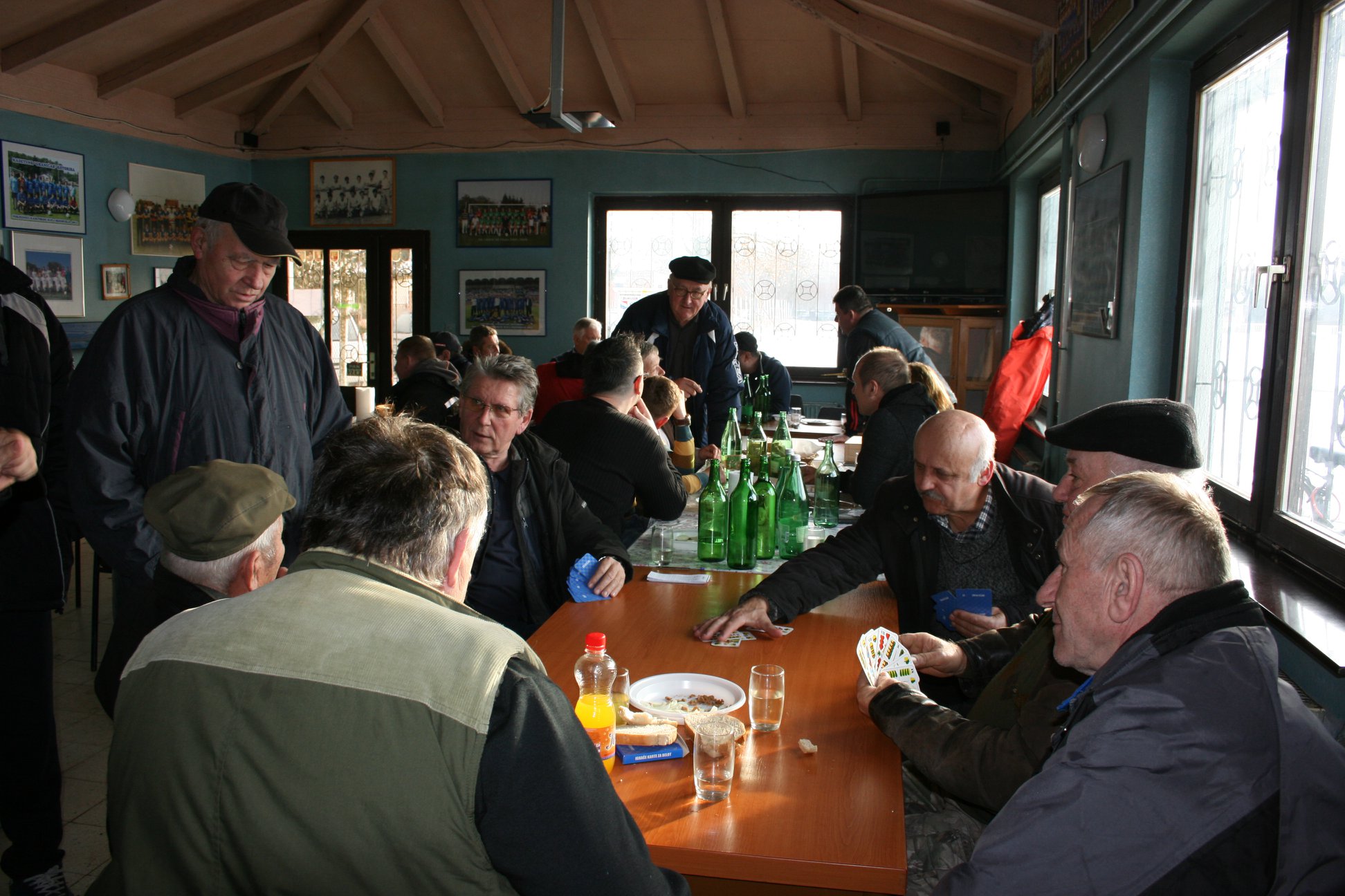 Tradicijsko kolinje okupilo brojne članove kotoripskog Graničara uoči početka priprema