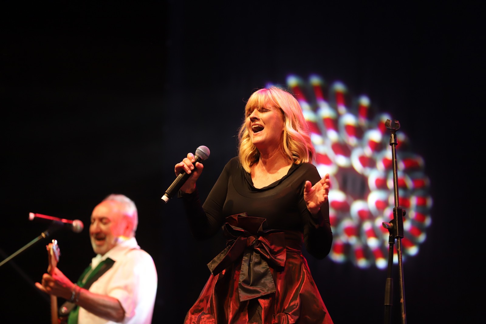 Kako je dobro vidjeti vas opet! Sanja, Marinko i Zec oduševili hitovima Novih Fosila