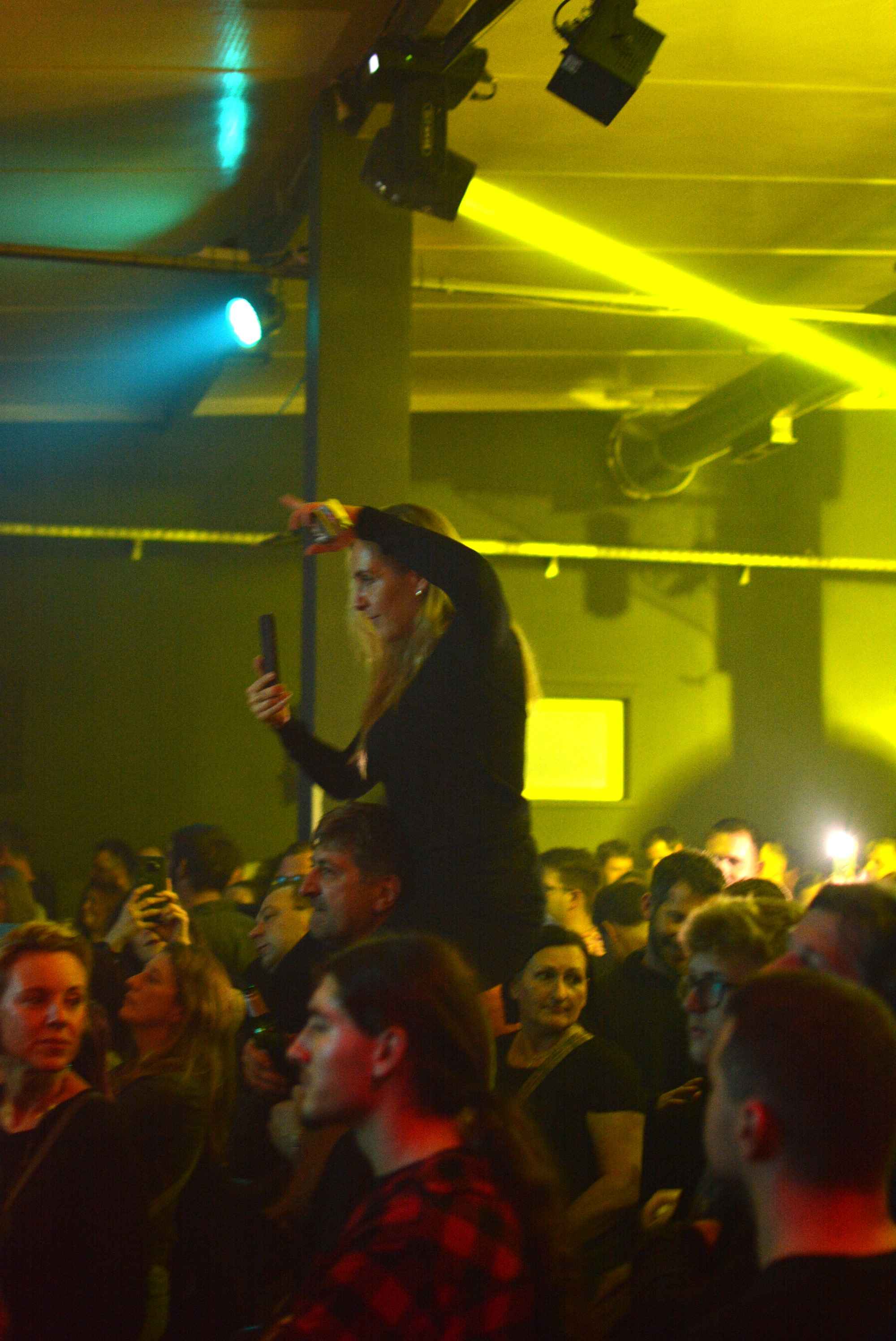 FOTO/VIDEO Euforična i nezaboravna noć uz Gorana Bareta i Majke u čakovečkom Meta baru