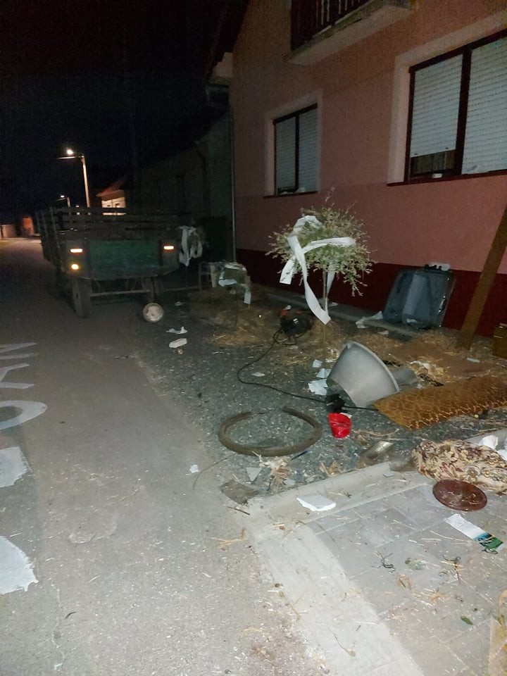 FOTO Potepanje u Goričanu: Žene se Jelena Vadlja i Dejan Kraus